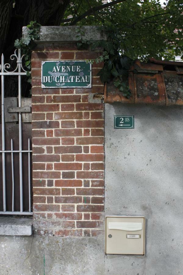 Avenue Du Chateau Saint-Just  Экстерьер фото